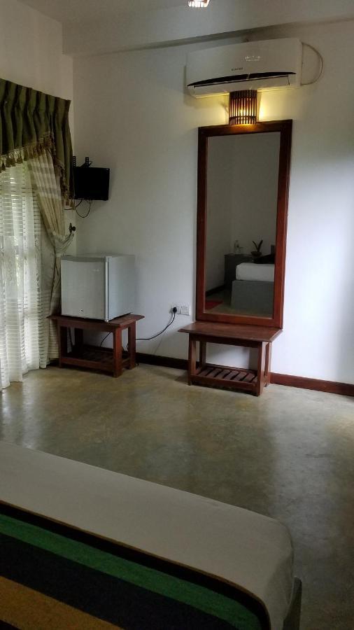Sigiri Holiday Villa Sigiriya Luaran gambar